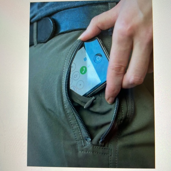 Adventure Pants, size 6 new with tags - Picture 4 of 10